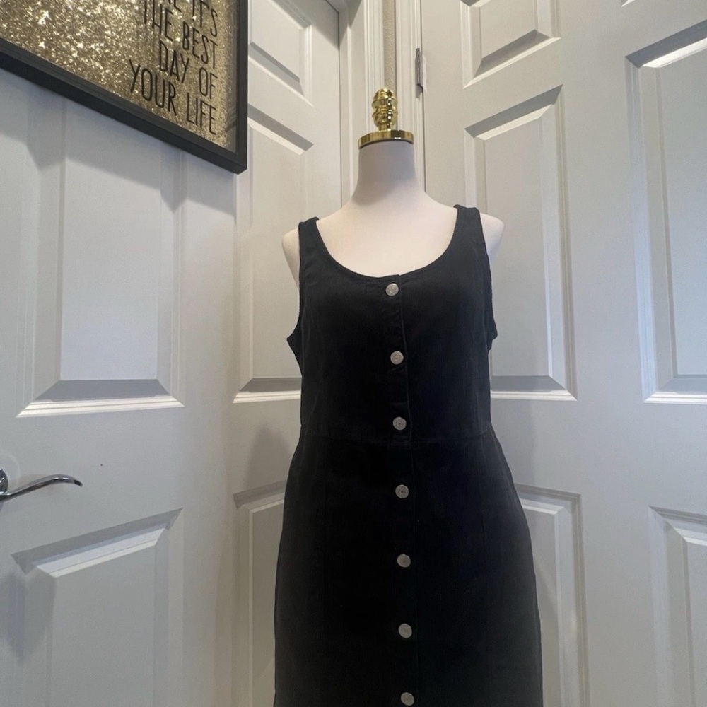 Levi's Black Button-Front Midi Dress